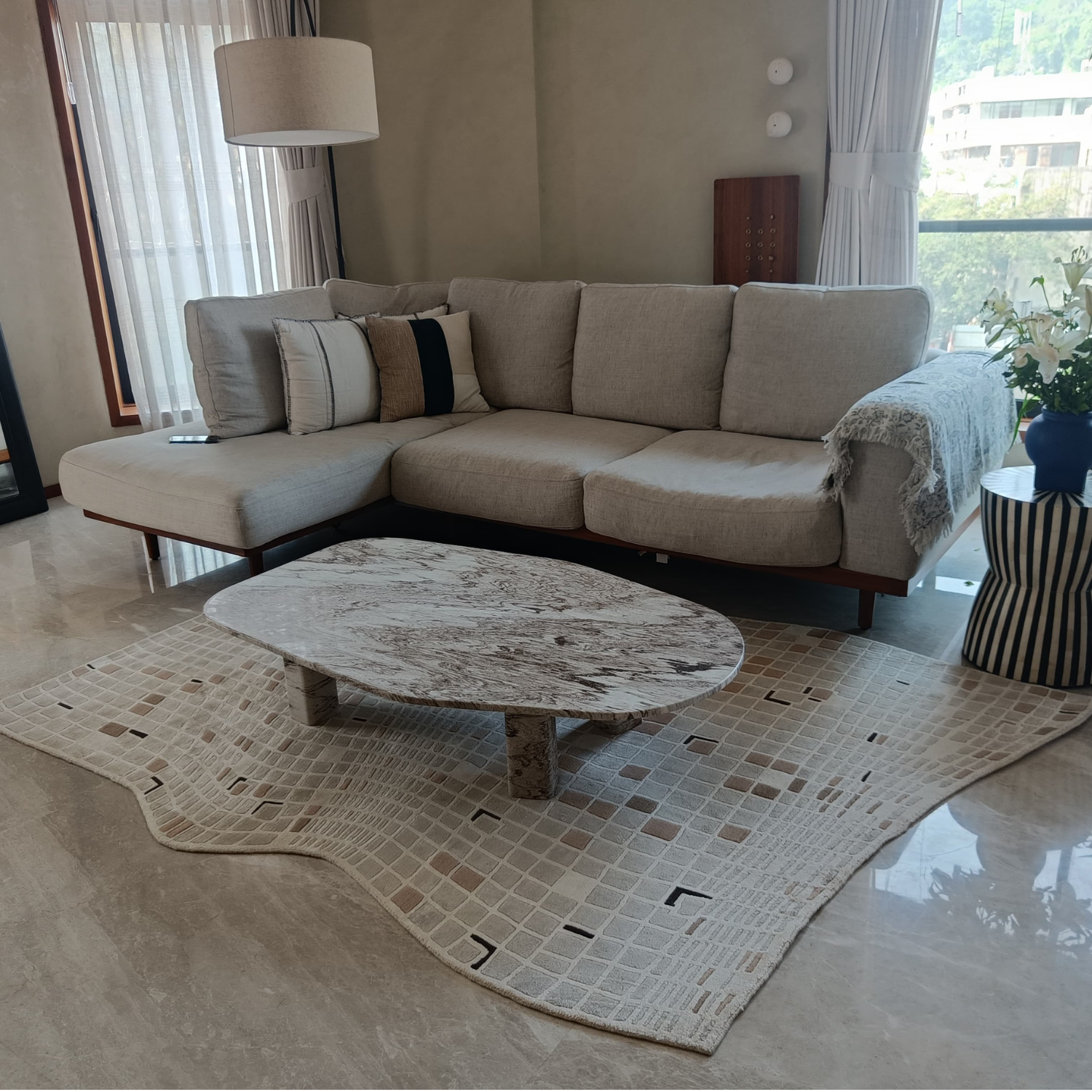 How Rugs Shape the Feeling of a Space