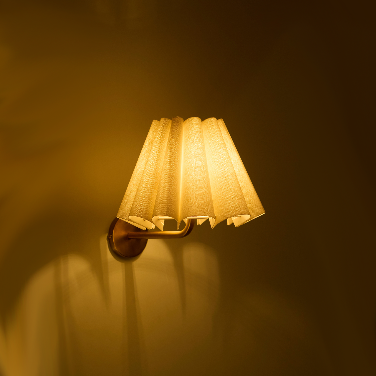 Scallops Wall Light