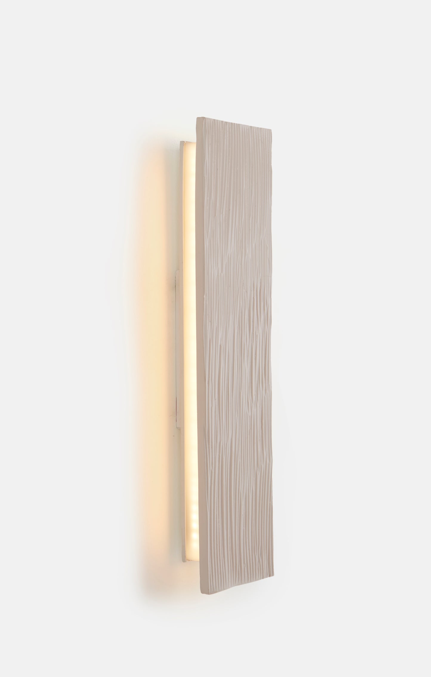 Clay Vertical Sconce