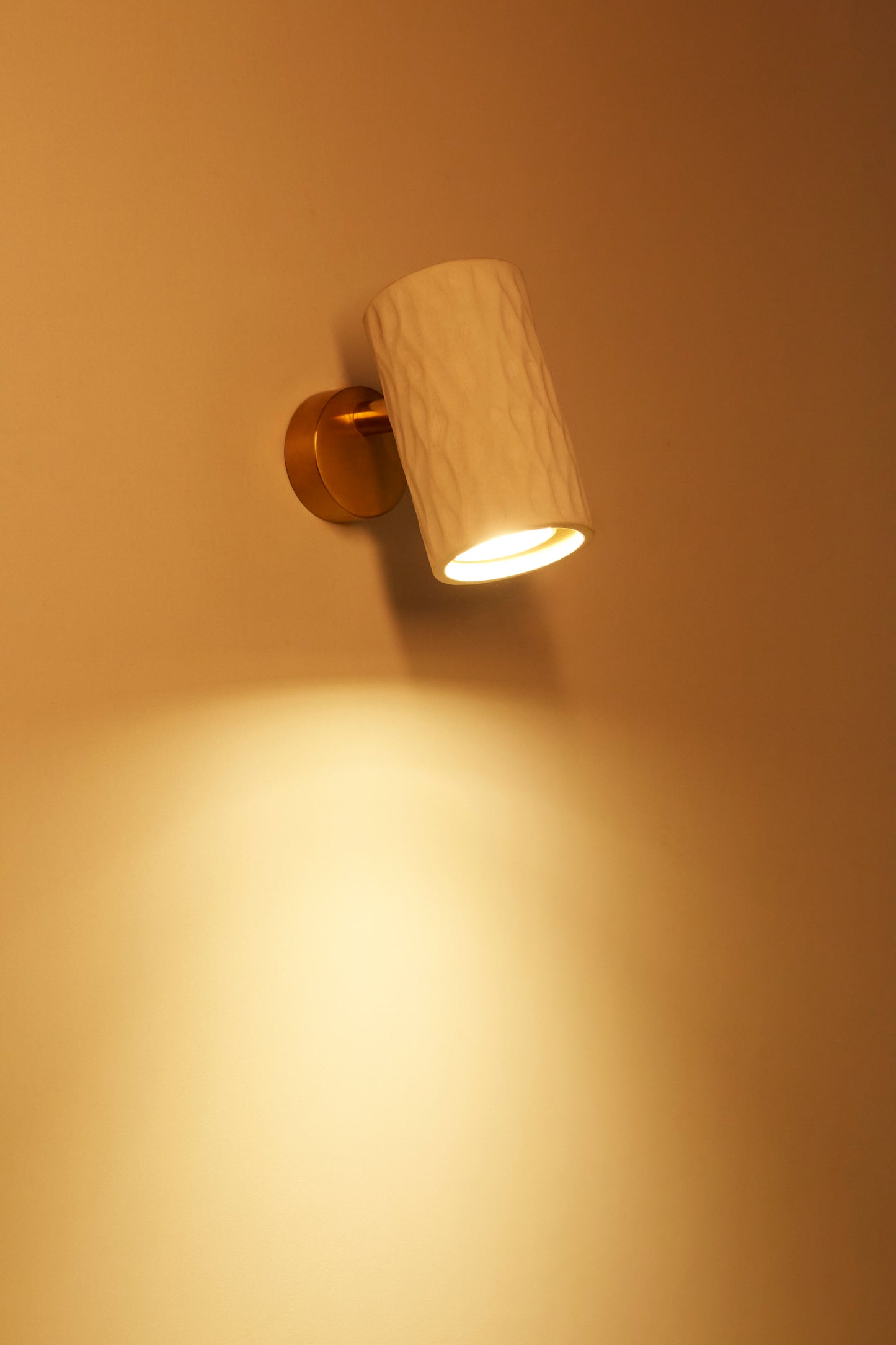 Nerl Lamp in White