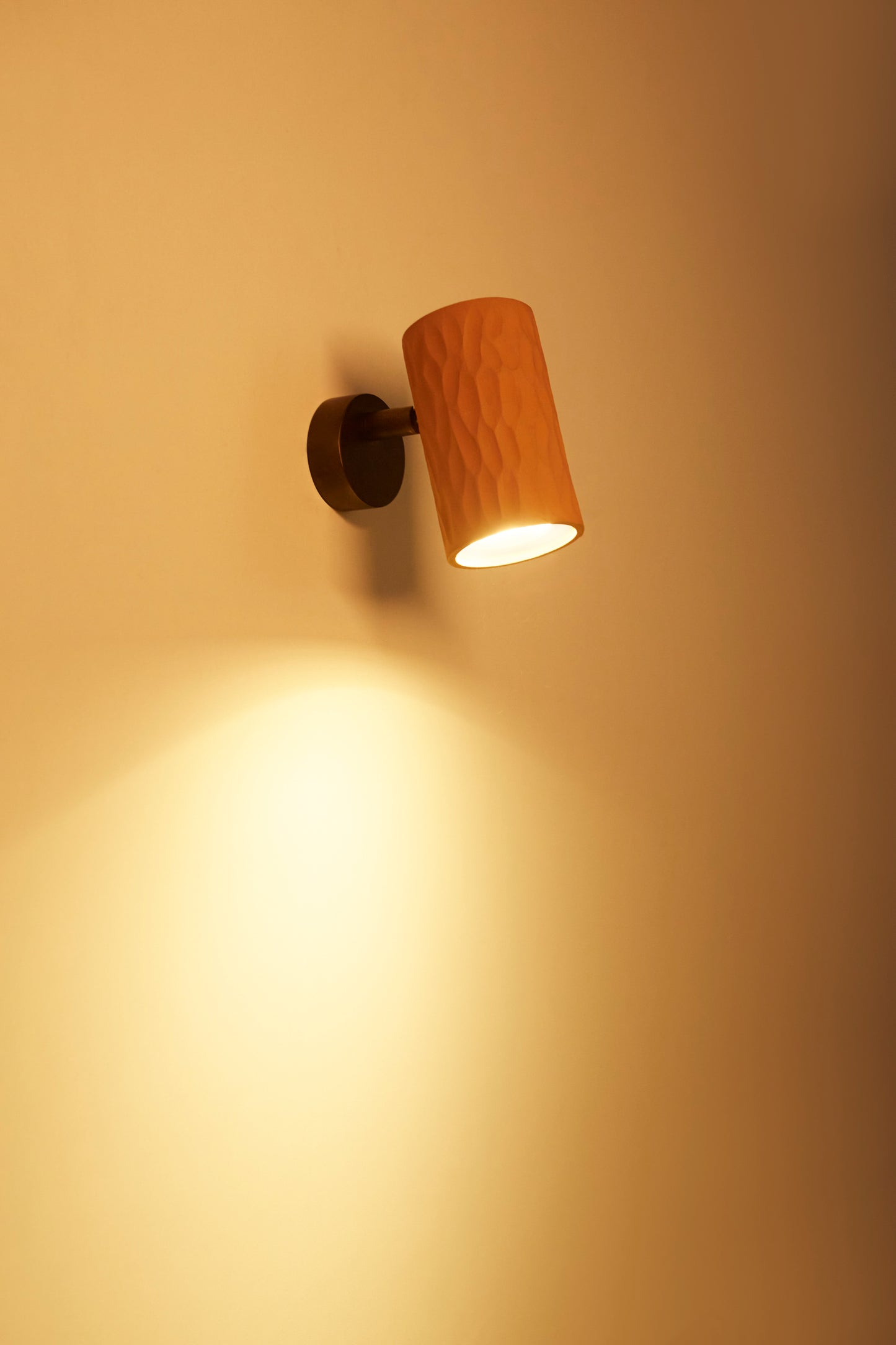 Nerl Lamp in Terracotta