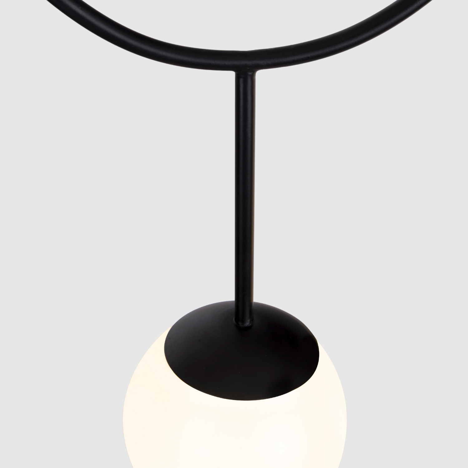 Esferra Ring Pendant Light