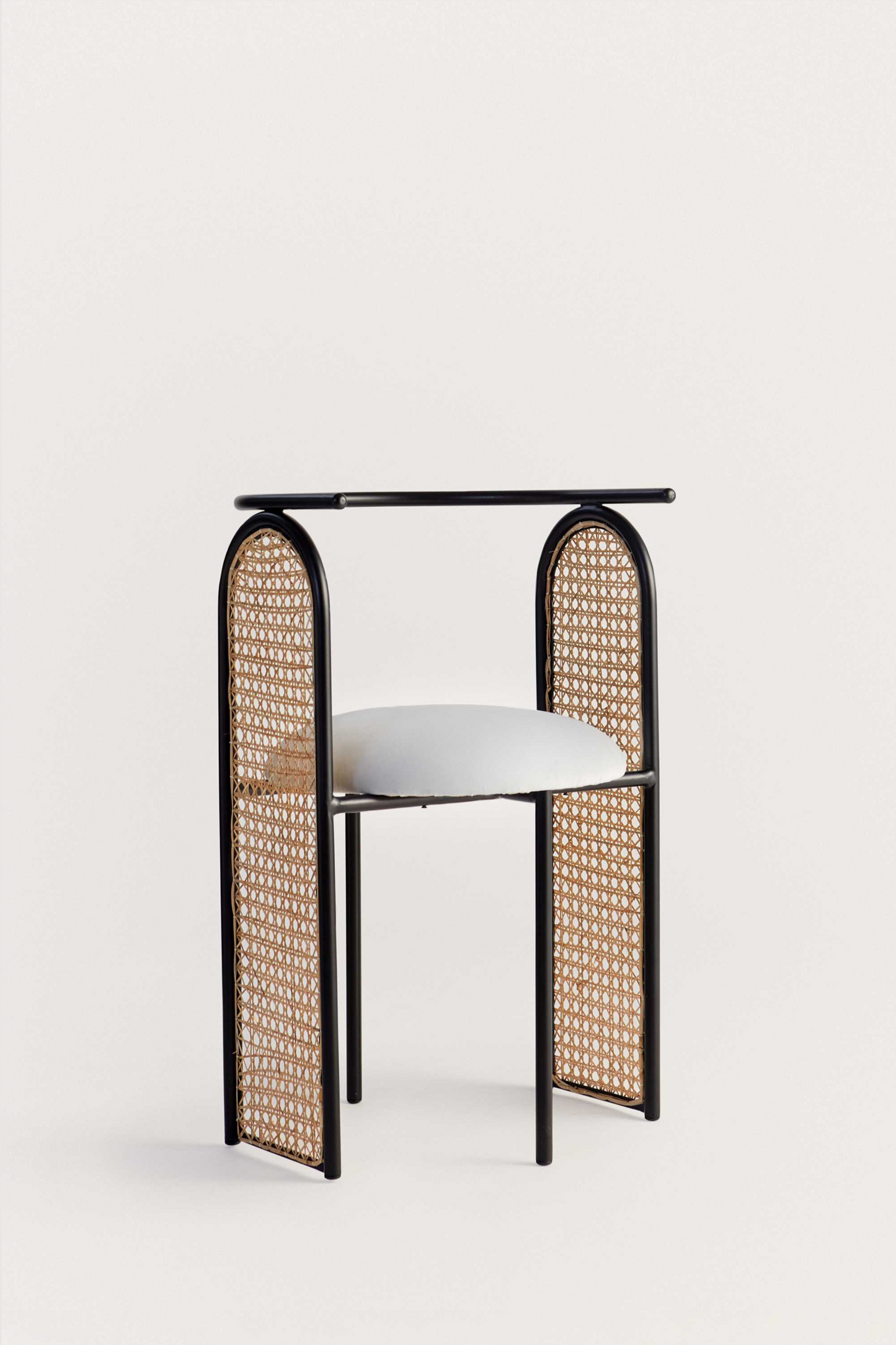 Arco Chair