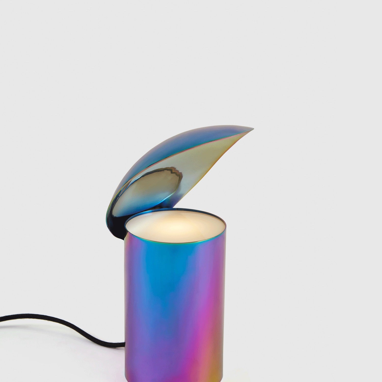 Shell Table Lamp