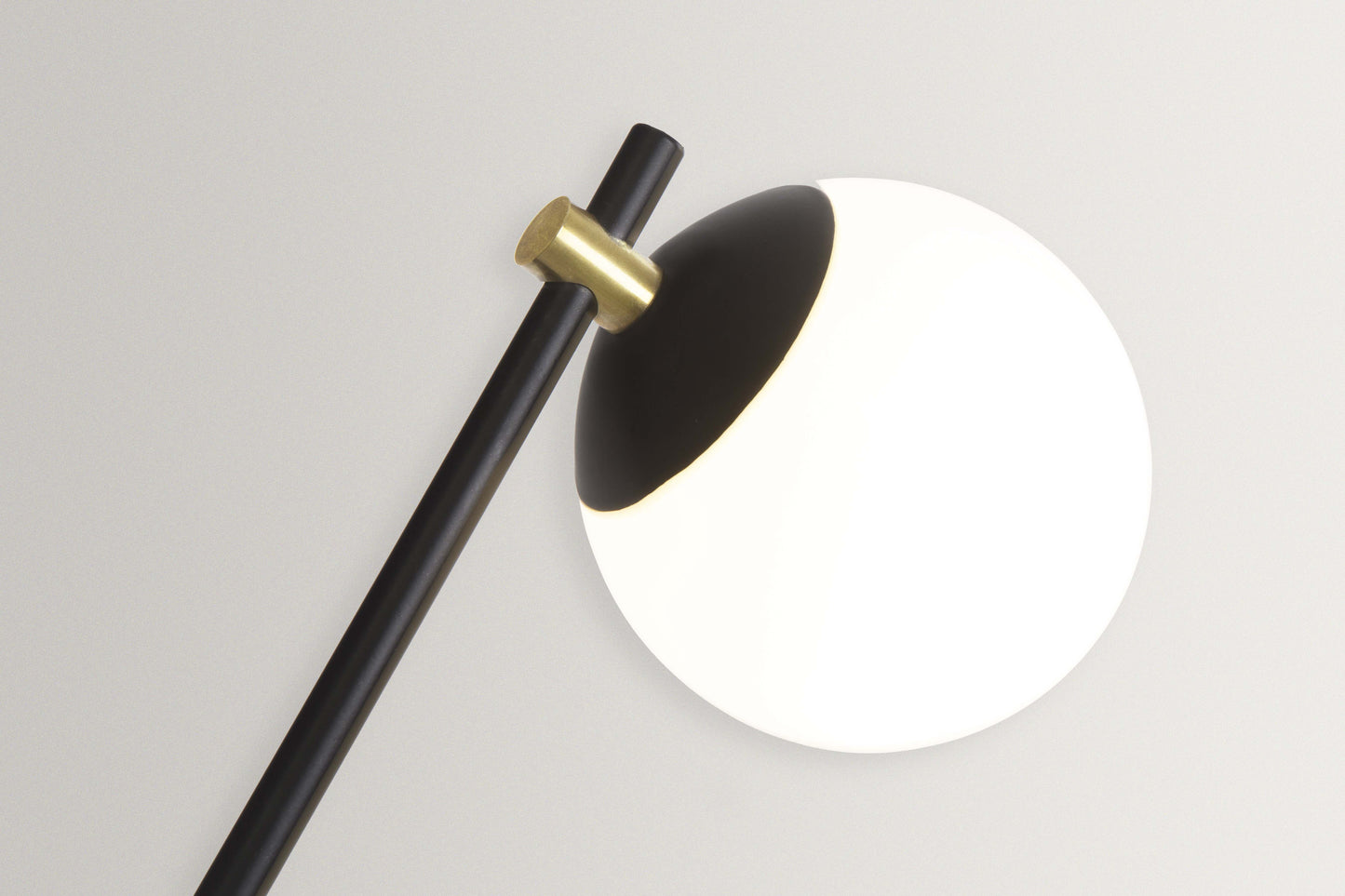 Esferra 120 Wall Lamp - Hatsu