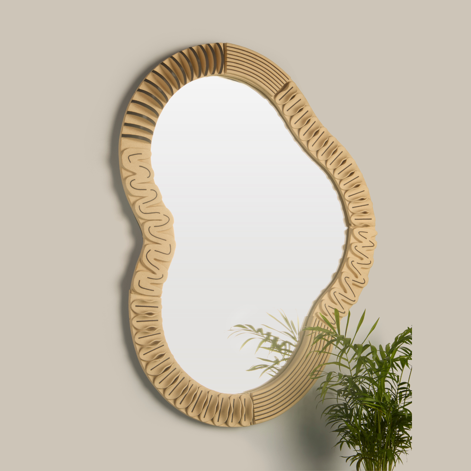 Totem Mirror