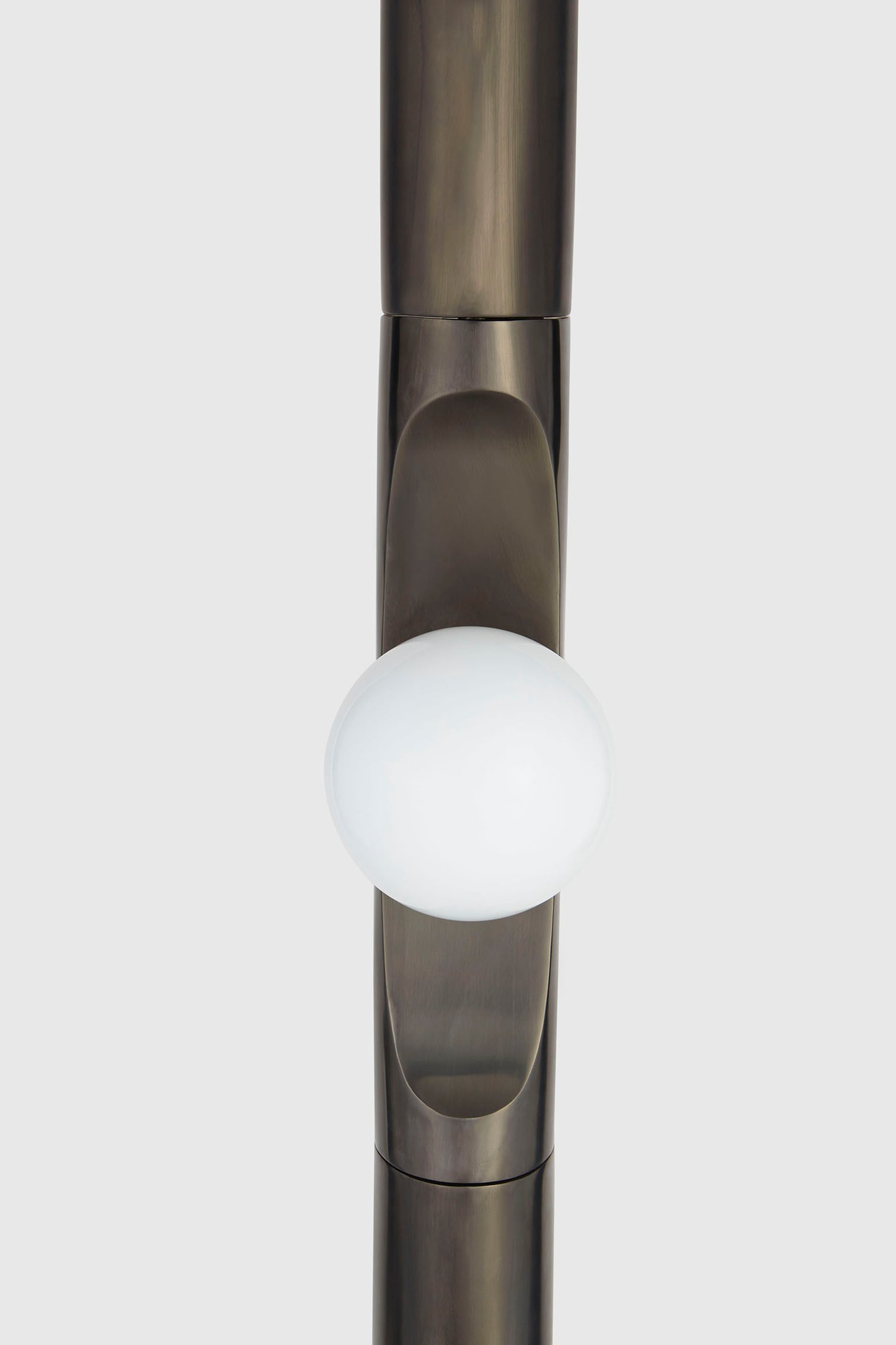 Notch Floor Lamp - Black