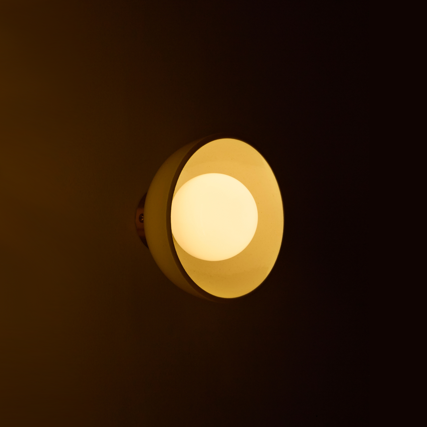 Damru Wall Light