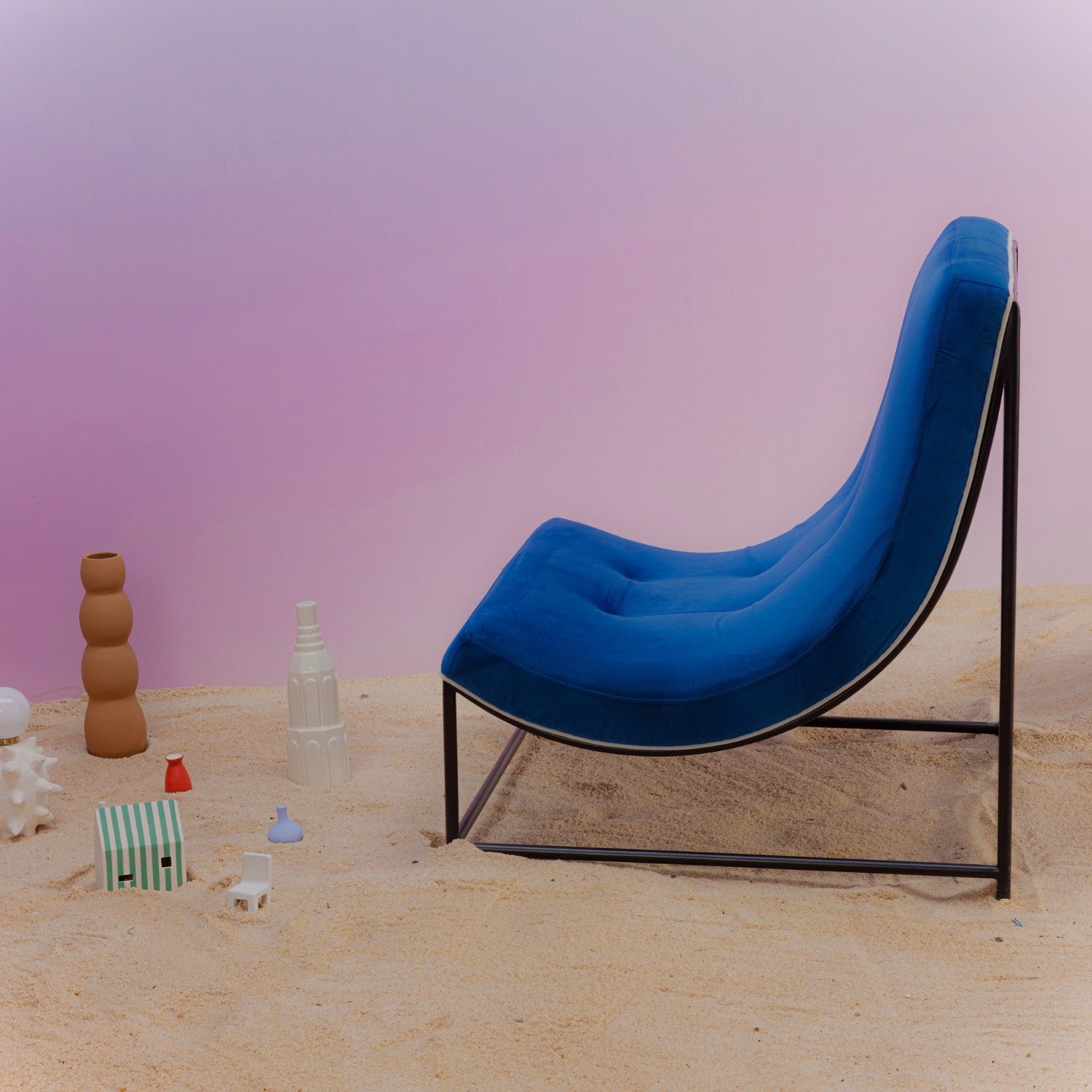 Curve Lounge Chair