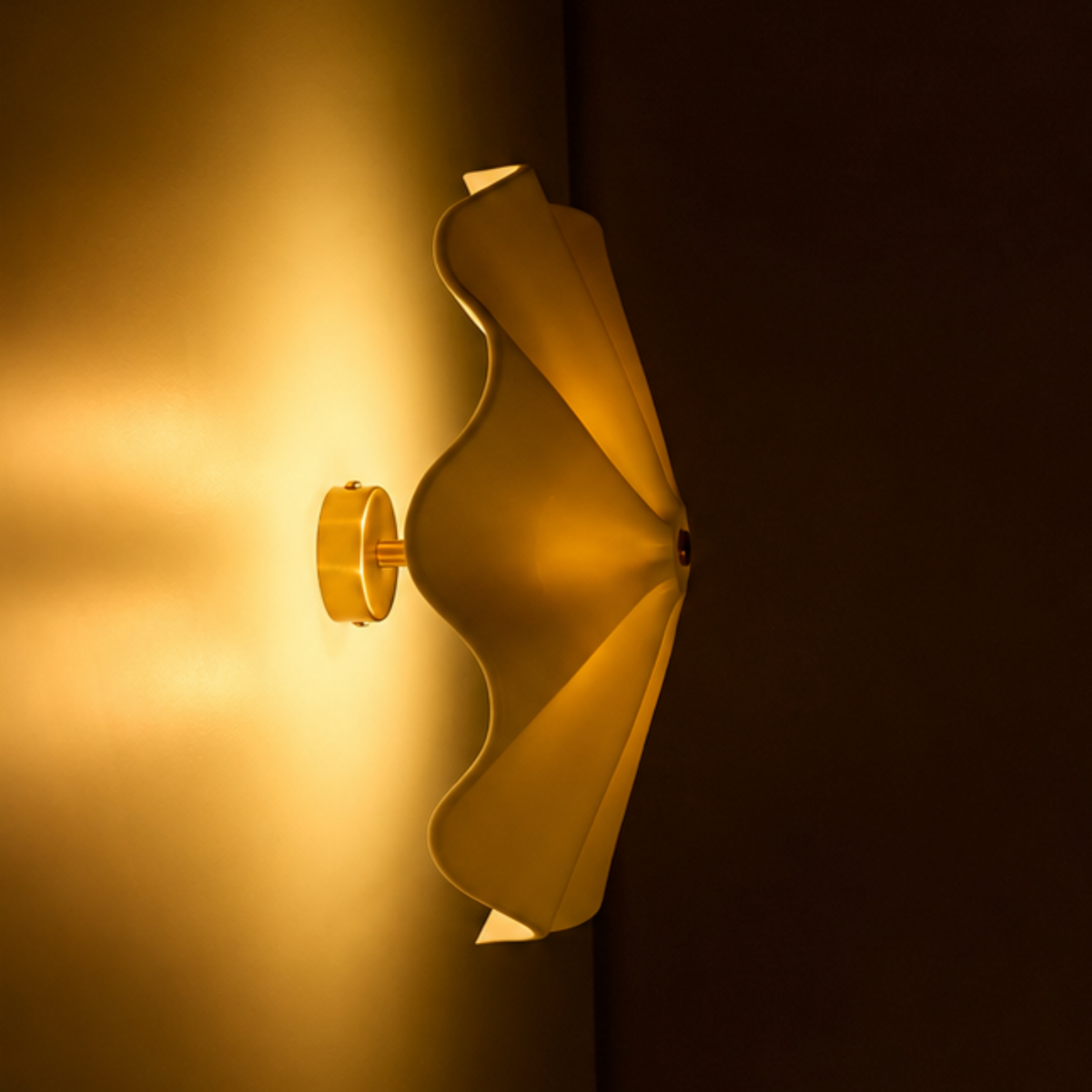 Camellia Wall Light