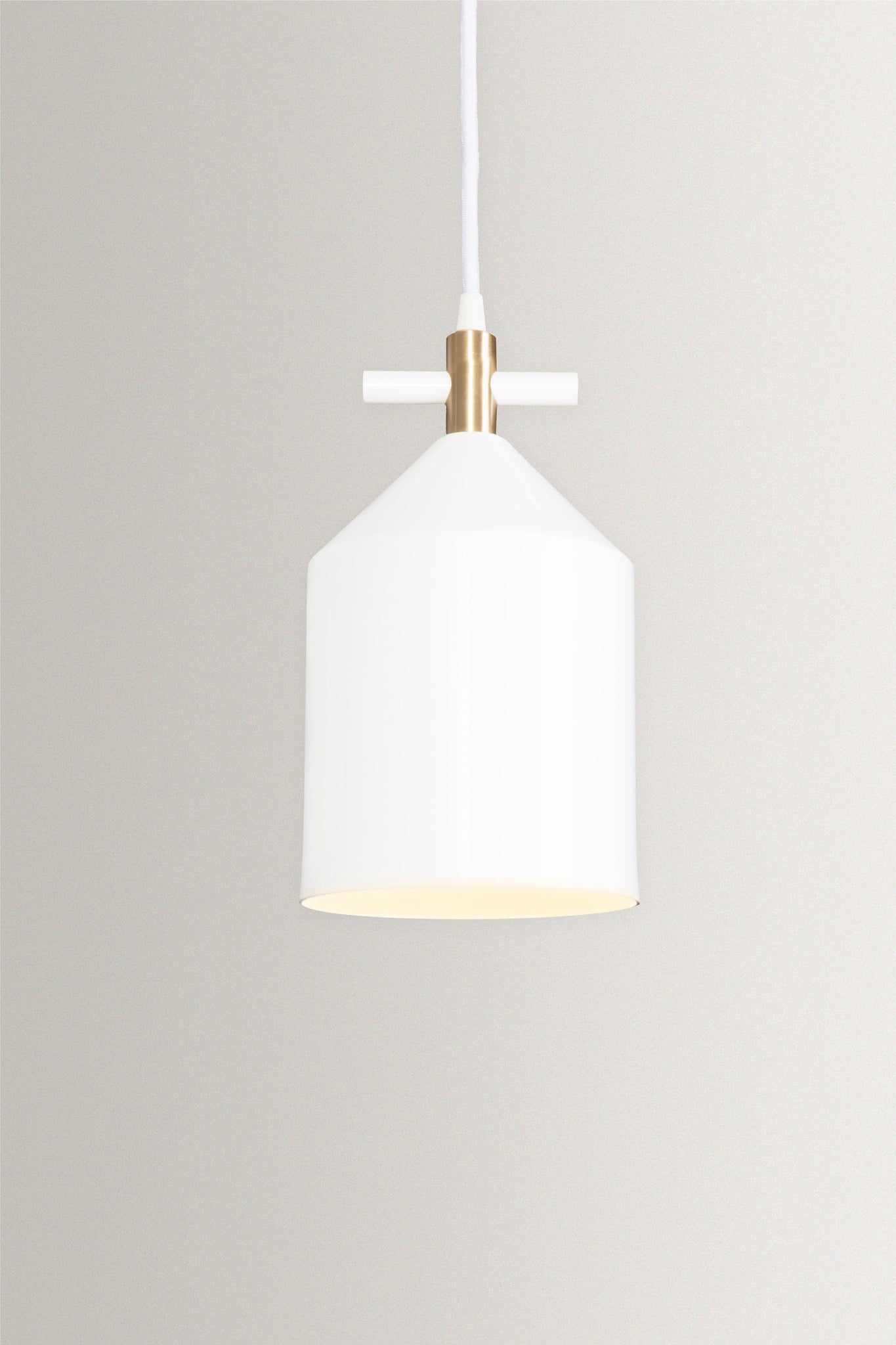 Bell Pendant Lamp in Brass - Hatsu