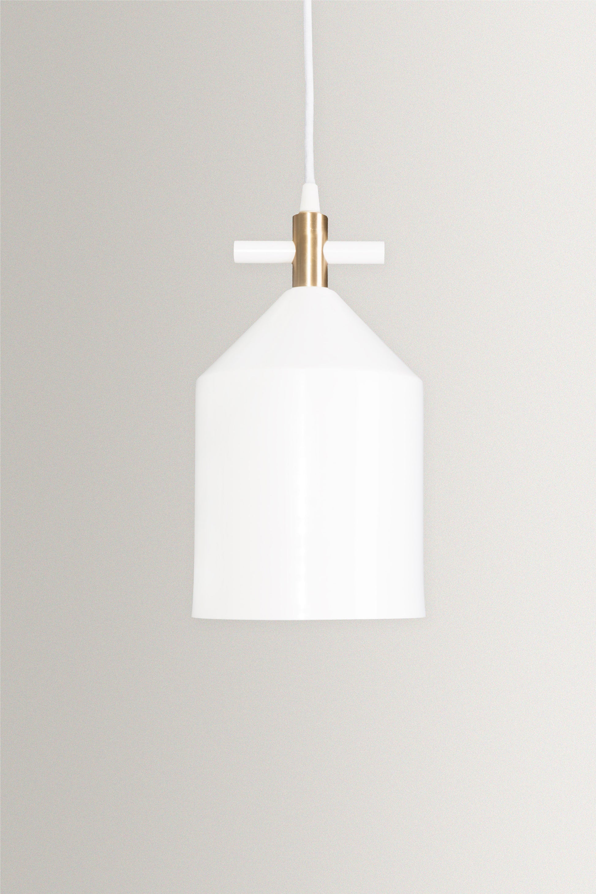 Bell Pendant Lamp in Brass - Hatsu
