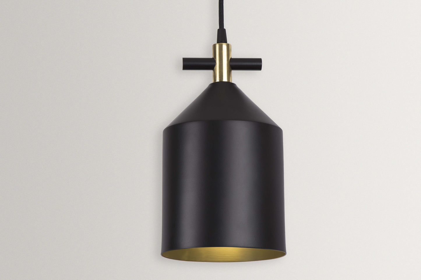 Bell Pendant Lamp in Brass - Hatsu