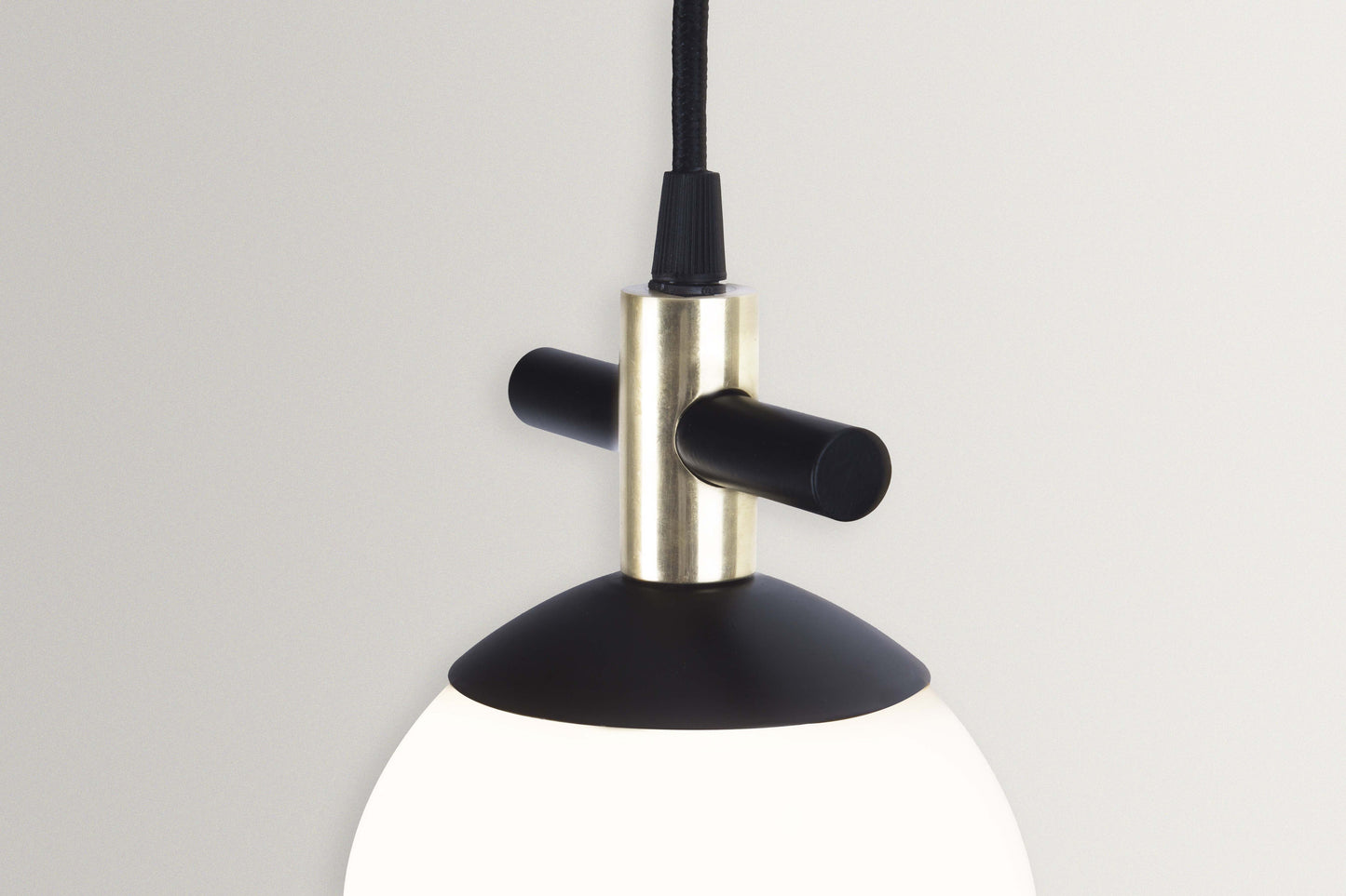 Esferra Pendant Lamp - Hatsu