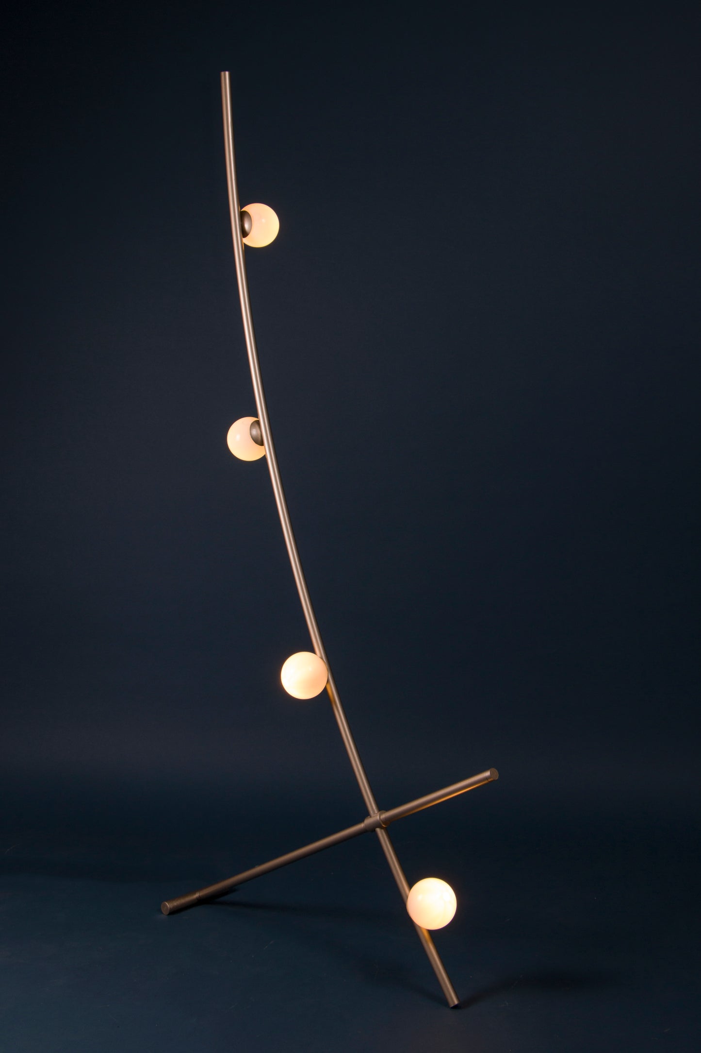 Comet Floor Lamp