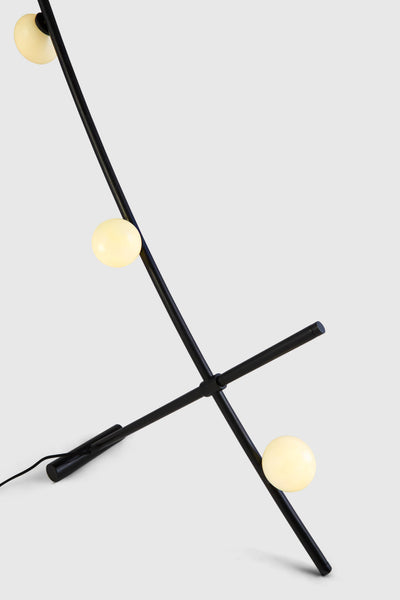 Comet Floor Lamp - Black