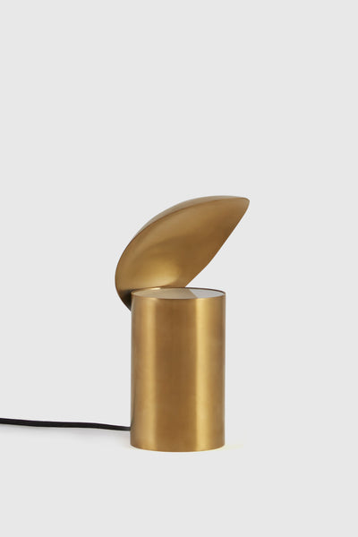 Shell Table Lamp - Gold