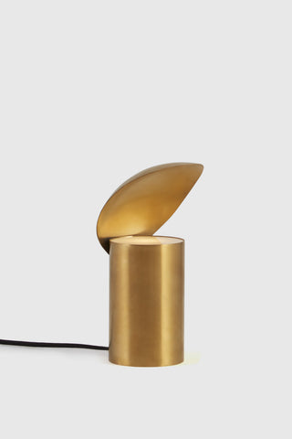 Shell Table Lamp - Gold
